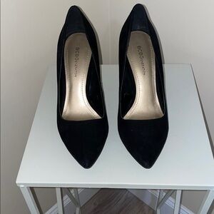 BCBGeneration Black Pointed-Toe Suede Heels